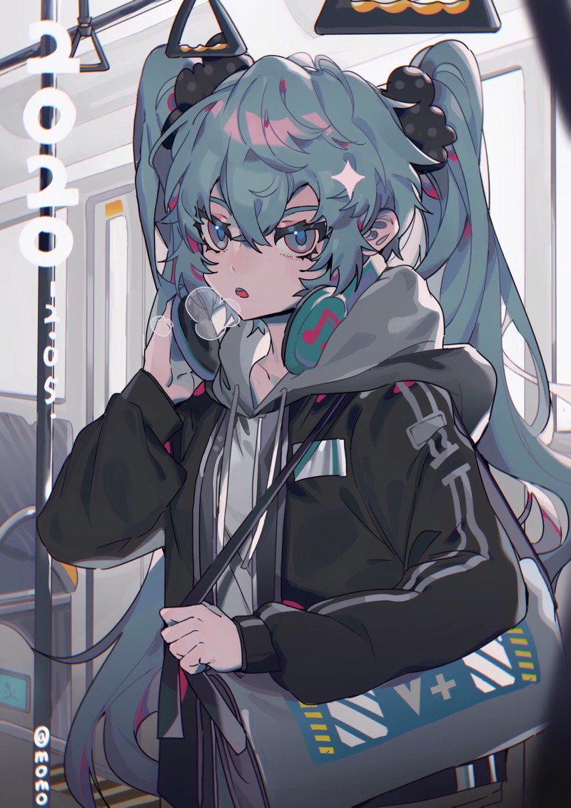 初音未来 miku 画师:桃乌