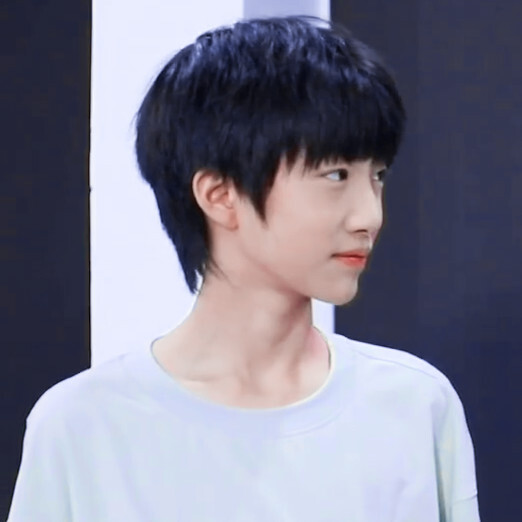 tf家族三代姚昱辰