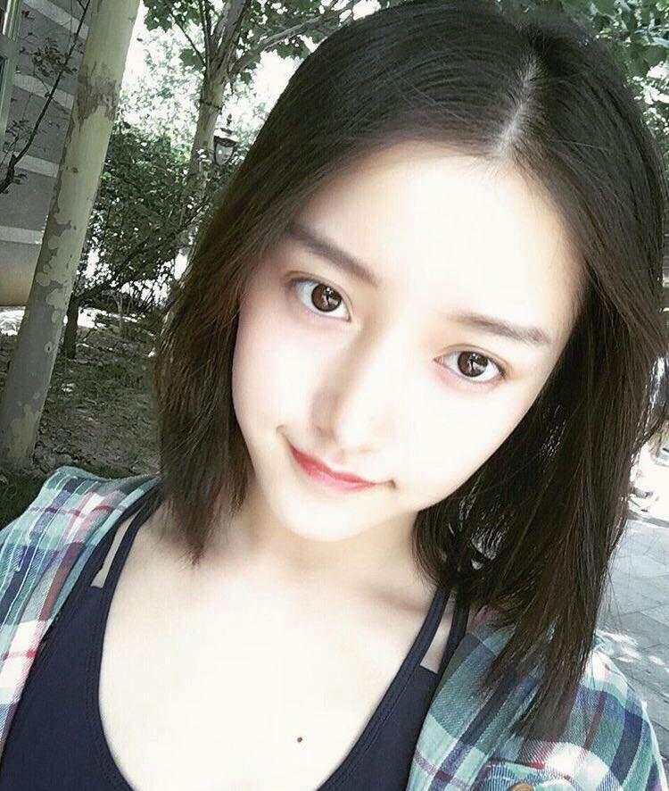 中戏校花 刘垚欣 微博:姜贞羽