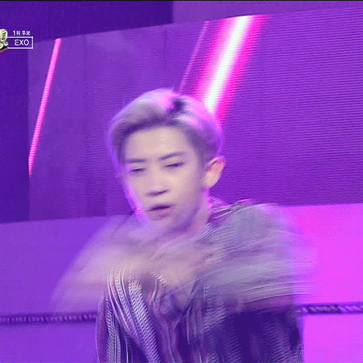 【灿吧自截动图】170813 inkigayo 灿烈相关 gif 9p by又耳 下载戳【o