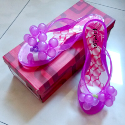 2013新款女式拖鞋水晶跟坡跟人字拖可爱甜美水晶珠花正品特价包邮…