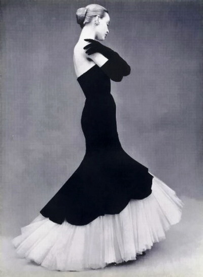 L’Officiel October 1951~ Balenciaga（巴黎世家）晚礼服！