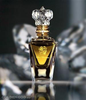 Imperial Majesty 是“Clive Christian No.1”香水的限量版      “Imperial Majesty”是英国香水品牌克莱夫-克里斯蒂安 (Clive Christian) “Clive Christian No.1”香水的限量版，Clive Christian No.1是吉尼斯世界纪录收录的最贵香水。这瓶香水的设计师克莱夫-克里斯蒂安 (Clive Christian) 凭借他在奢侈品行业中取得的成就获得了英国女王授予的皇家OBE荣誉勋章。