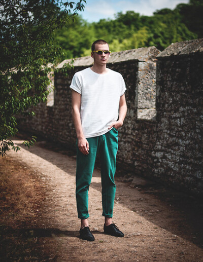 Beyond Retro Clubmaster Sunglasses, Zara T Shirt, Vintage Jeans, Zara Leather Shoes - Wells - Max Westin