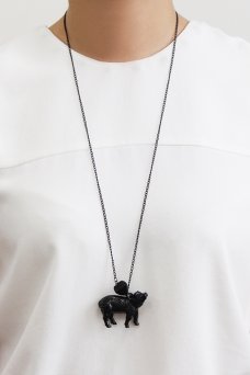 【CHENYIYUAN]设计师艺术家创意简约黑链子黑色猪项链 collar necklace