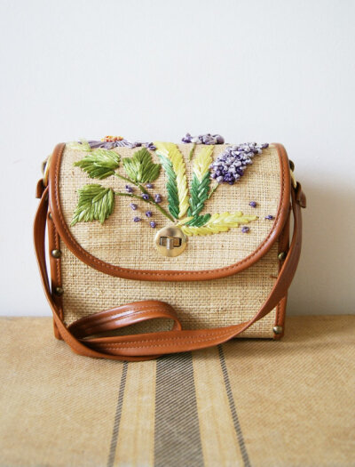 60s Bag. Vintage Purse. Woven Straw Handbag. Purple Floral Embroidered Raffia Shoulder Bag.