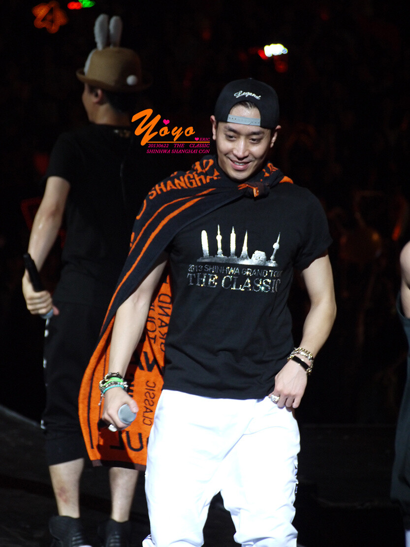 RIC家的小悠悠 #622 Shinhwa Shanghai Con#来张正面小披肩~