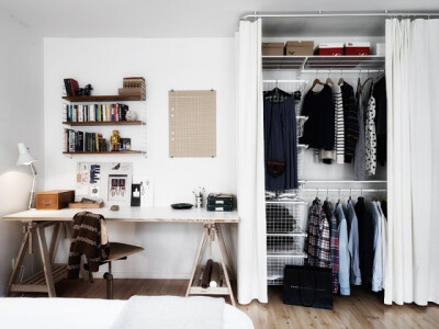 53.5平米北欧经典黑白灰设计-衣帽间。小面积，但设计得很有空间感，一切齐全，衣帽间，白色，欧式，收纳，工作台，书房，
