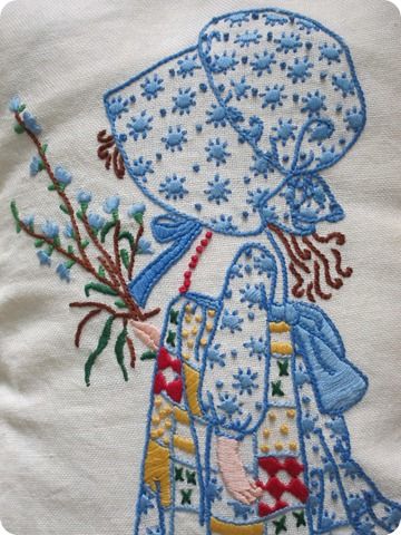 Must pin this - I loved Holly Hobbie when I was little! Books, lunch box, paper dolls, colorforms, night gown, quilt, rag doll, had them all - but not an embroidered Holly Hobbie!