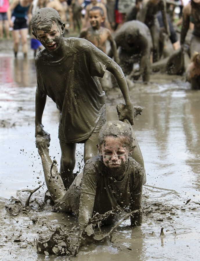 mud play