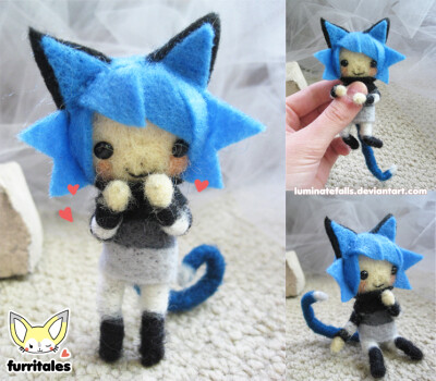 needle felted Cheshire doll 1 毛毡+不织布