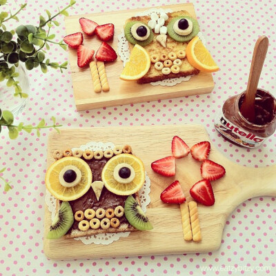 Owls✻ French toast &amp; Nutella on toast