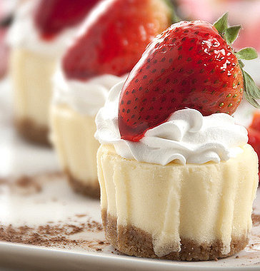 Mini Strawberry Cheesecakes or Mix and Match - With this recipe you can mix and match toppings for your showers and parties.. 10 extra possibilities included!! #赏味期限#