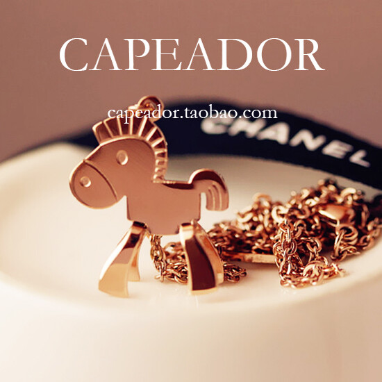 【CAPEADOR】 镀金 香槟金 玫瑰金 木马 项链 锁骨链 周长：40厘米，坠子：1.5厘米