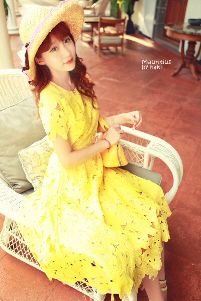 花瓣上衣~http://item.taobao.com/item.htm?spm=a1z10.1.w1003-177761853.6.8csbd8&amp;id=25199036235&amp;scene=taobao_shop 花瓣半裙~http://item.taobao.com/item.htm?spm=a1z10.1.w1003-177761853.7.8csbd8&amp…