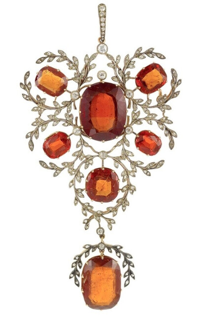 維多利亞時期的珠寶——吊墜