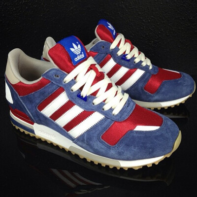 adidasoriginals ZX 700