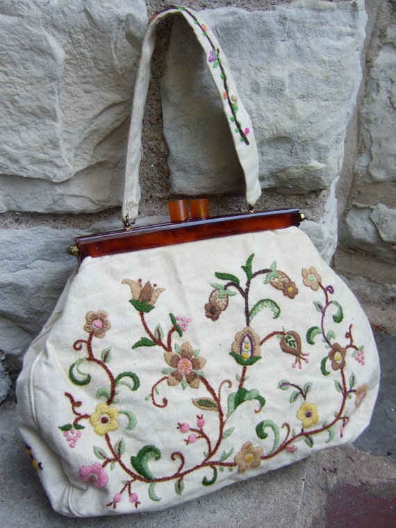 Embroidered Cloth Flower Handbag c 1960