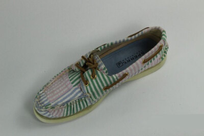 SPERRY 条纹布面拼接 帆船鞋 http://shop68883117.taobao.com/