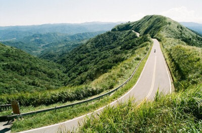 你若不坚强，没有人会替你坚强 -小清新