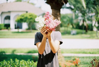 流连在荏苒的时光中，寻找逝去的温情