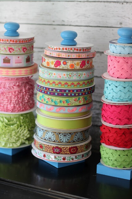 painted paper towel holders. cutesy storage for ribbon