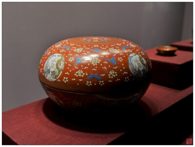 观《慈禧专用瓷器》展