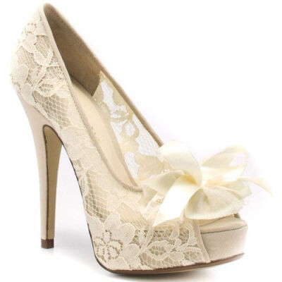 Adorable bridal shoes