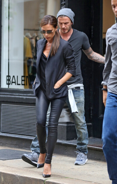 victoria beckham- leather leggings