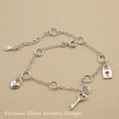 纯银细手链女韩版时尚爱心钥匙手链银饰品锁头锁匙