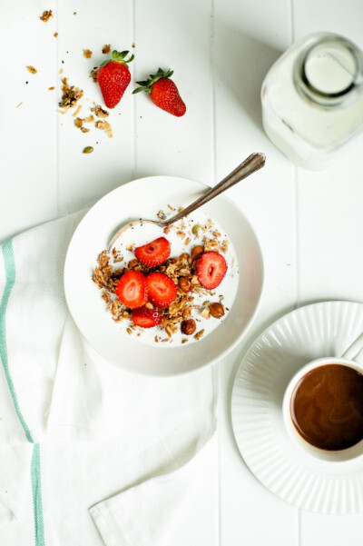 草莓酸奶麦片 B162