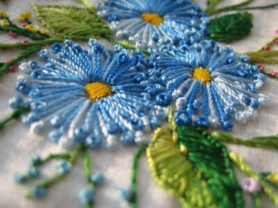 Pistol stitch flowers - love the color!