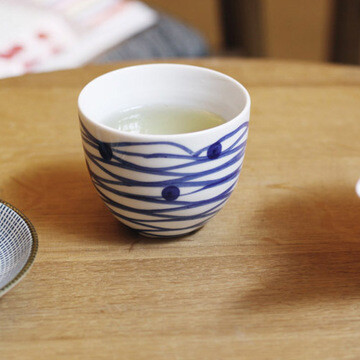 哲品家居白瓷水纹青花杯cm纯手绘