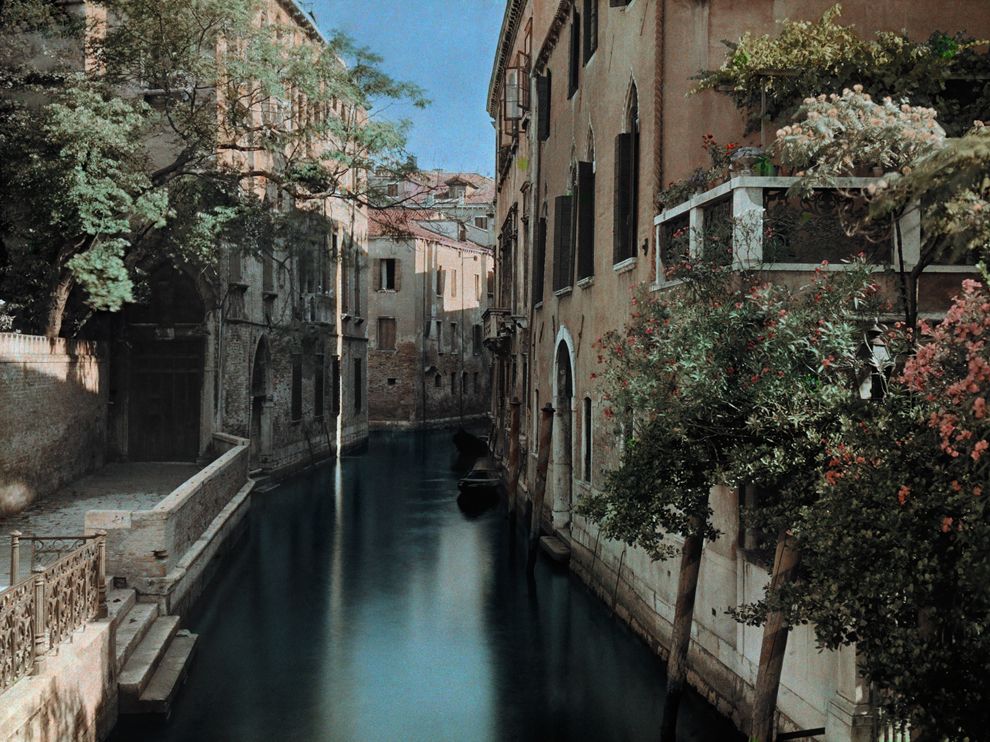 A Venice canal reflects the summer sky in this Autochrome picture from 1927. Photographer Hans Hildenbrand became famous for the color pictures he made around Europe during World War I.