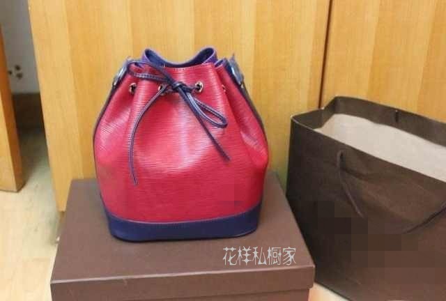 LV家新款拼色纯色水桶包，一手厂家货，品质保证，价格低，喜欢的亲点链接