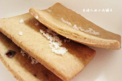 电饭锅焦糖饼干（配有链接） ：电饭锅也能做饼干，，太牛了~学起~