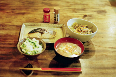 吃饱了才有力气减肥