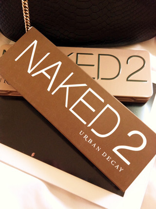 NAKED2。12色眼影盘 铁盒 有点开胶瑕疵