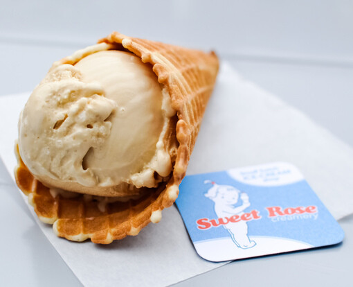 4610347705_e4ba315c68 Sweet Rose Creamery ~ Salted Caramel Ice Cream in Waffle C、