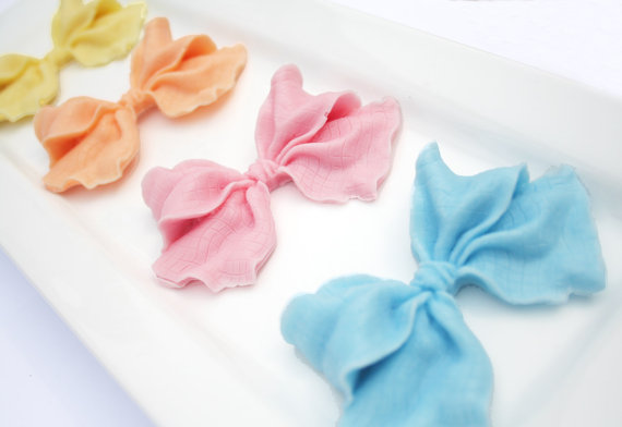 Beautiful Bow Soap Favors - Vegan Wedding Favors, Baby Shower Favors, Bridal Shower Favors - Set of 25