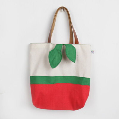 Apple Lunch Tote