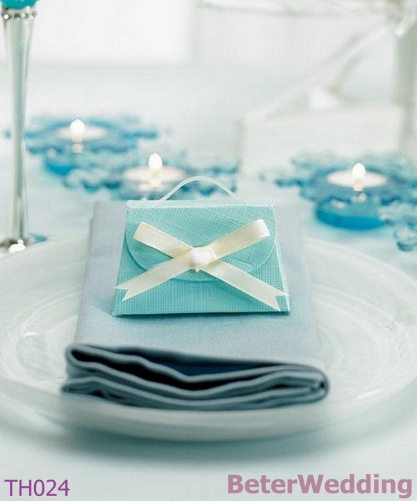 BeterWedding TH024 Tiffany alike Seta Celeste Favor Boxes