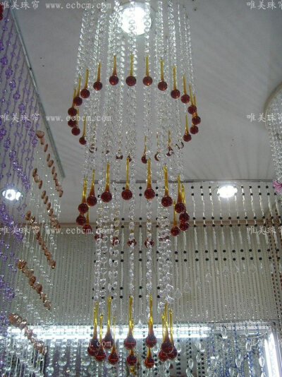 旋转造型水晶拉丝灯饰