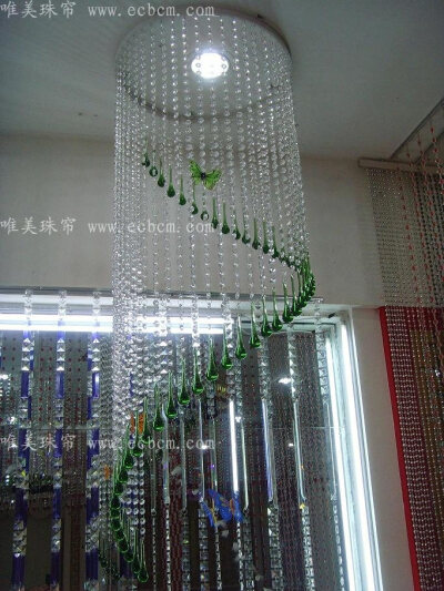 旋转造型水晶拉丝灯饰