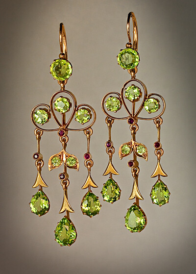 chandelier peridot pendant earrings