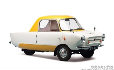 古董迷你汽车。microcars