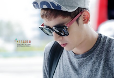 【PIC】 130907 #Nichkhun# 0906金浦机场赴日饭拍高清大图4P cr:vitamin0624 #Nichkhun宁静致远 微笑面对#