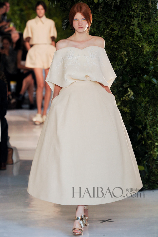 西班牙传统工艺的浪漫主义表达！Delpozo 2014春夏女装秀