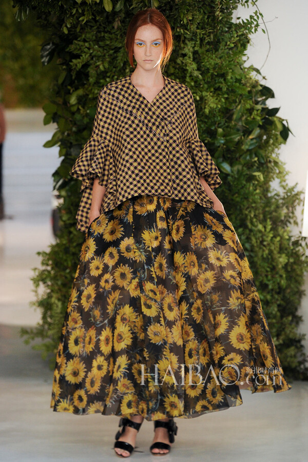 西班牙传统工艺的浪漫主义表达！Delpozo 2014春夏女装秀