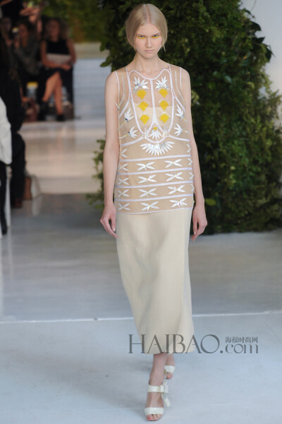 西班牙传统工艺的浪漫主义表达！Delpozo 2014春夏女装秀